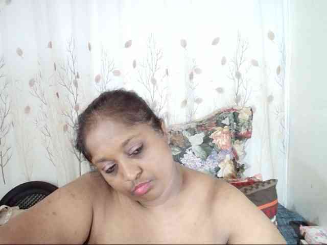 Indiantasha Live Webcam on BongaCams