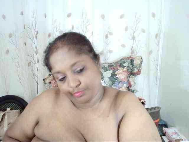 Indiantasha Live Webcam on BongaCams