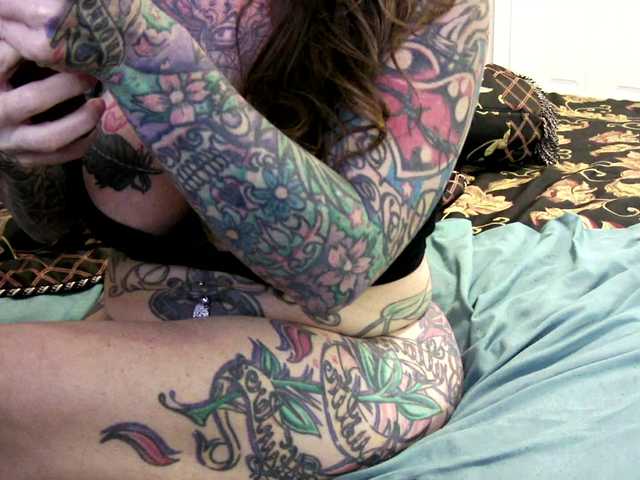 pamelagunns's BongaCams show and profile