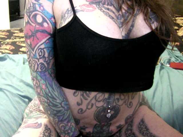 pamelagunns's BongaCams show and profile