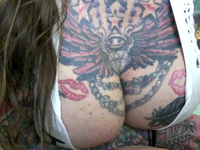 pamelagunns's BongaCams show and profile