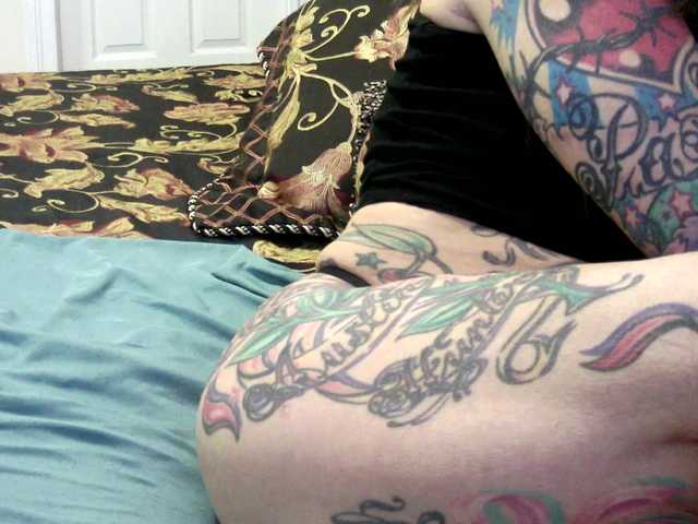 pamelagunns's BongaCams show and profile