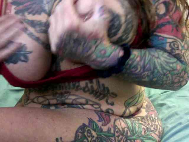 pamelagunns pamelagunns