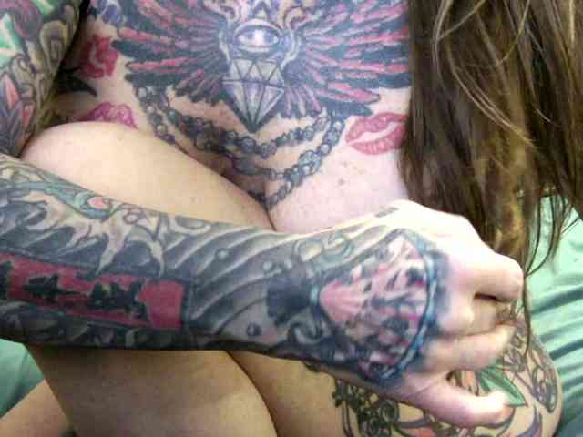 pamelagunns pamelagunns