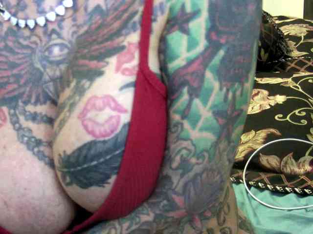 pamelagunns pamelagunns