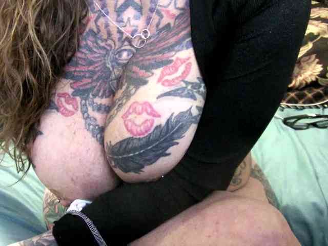 pamelagunns pamelagunns