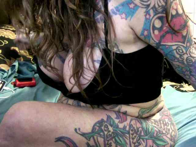 pamelagunns pamelagunns