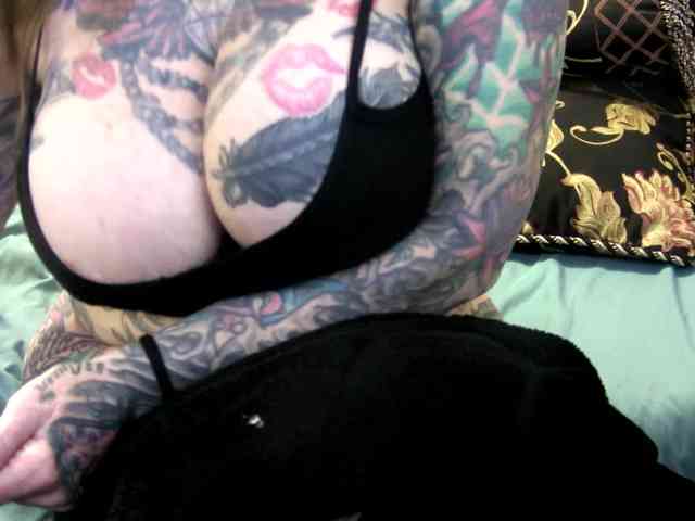 pamelagunns pamelagunns