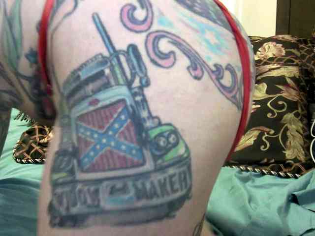 pamelagunns pamelagunns