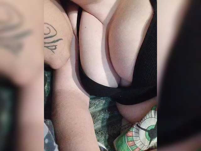 Nadin-03's BongaCams show and profile