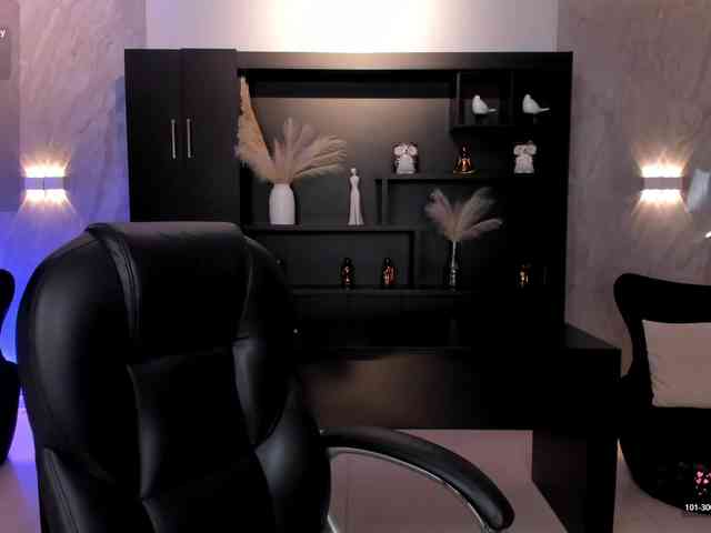 MorganHicks MorganHicks