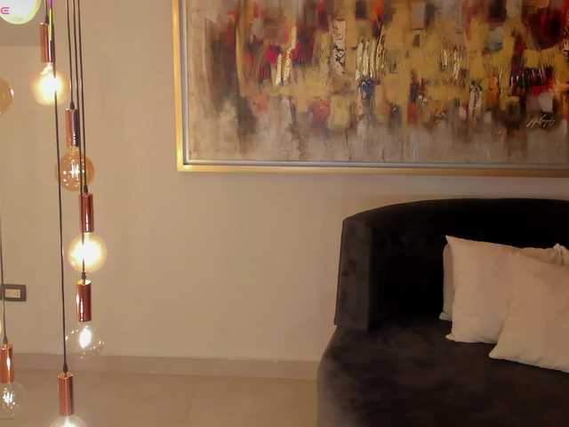 DannieSmith1's BongaCams show and profile