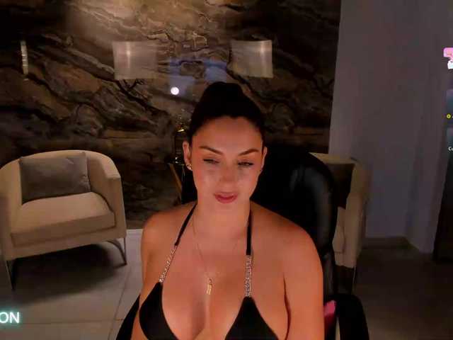 DannieSmith1's BongaCams show and profile