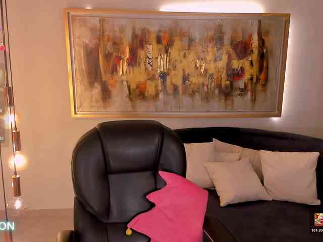 DannieSmith1 DannieSmith1