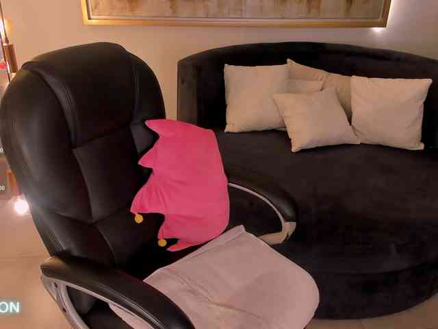 DannieSmith1 DannieSmith1