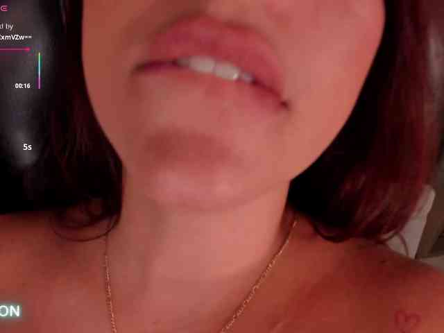 DannieSmith1 webcam