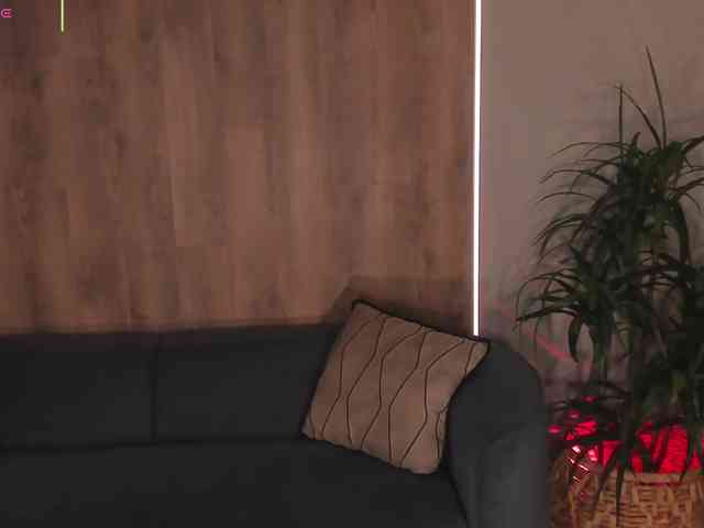 DannieSmith1 DannieSmith1