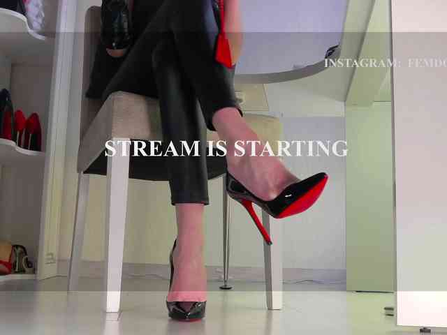 Femdomheels webcam