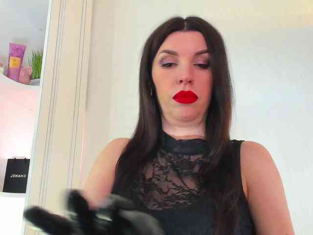 Femdomheels webcam