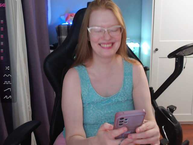 missInari's BongaCams show and profile