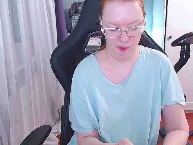 missInari Live Webcam on BongaCams