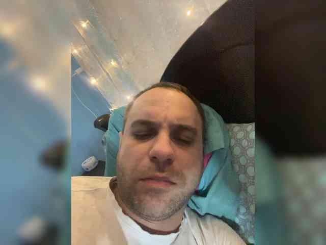 Malychick Live Webcam on BongaCams