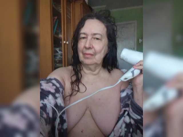 Love777love's BongaCams show and profile