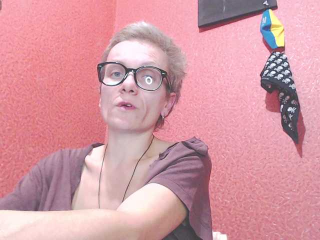 ToryXCristal's BongaCams show and profile