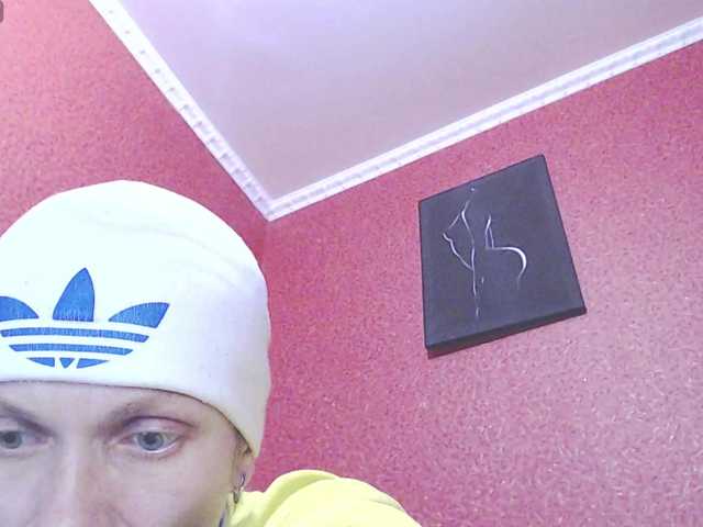 ToryXCristal's BongaCams show and profile