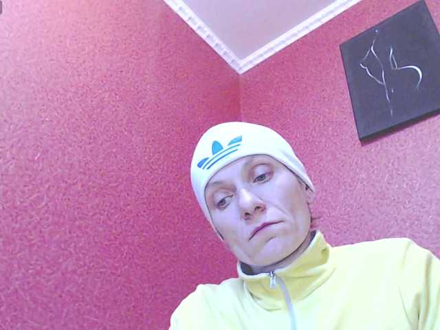 ToryXCristal's BongaCams show and profile