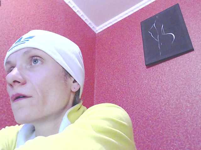 ToryXCristal's BongaCams show and profile