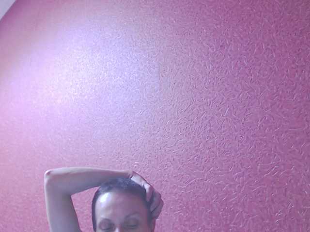 ToryXCristal's BongaCams show and profile