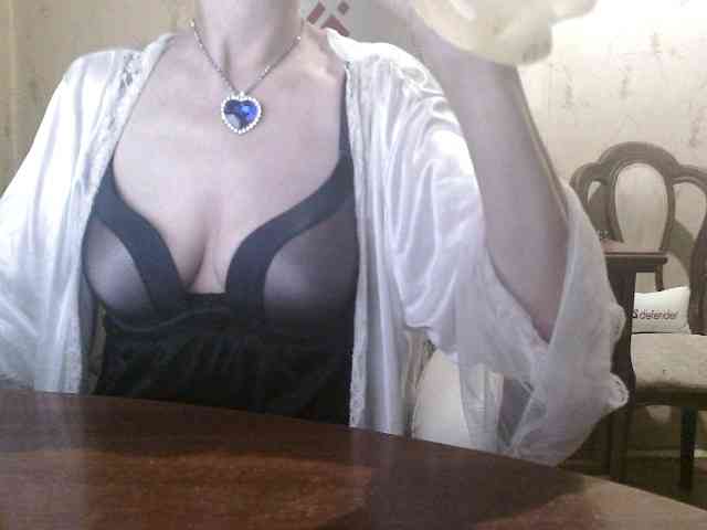 Shaved white, Shaved mature, Group chat for 40 tokens, Full privates for 30..., mature wife 5