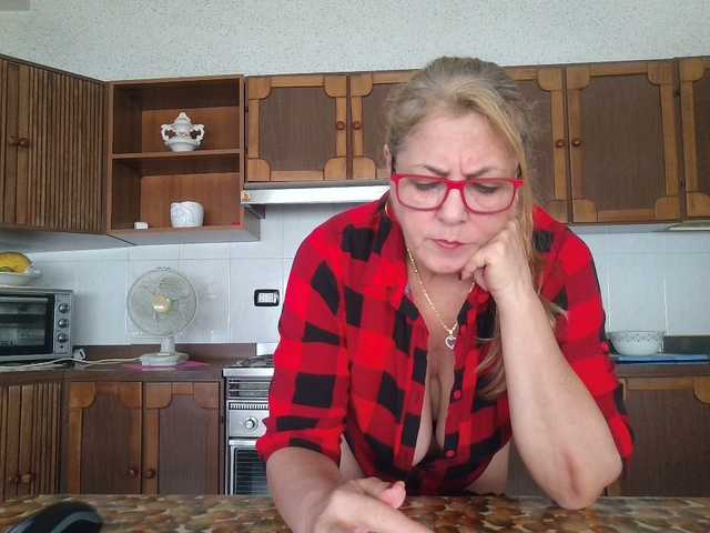 pussyboom11 from BongaCams is Freechat