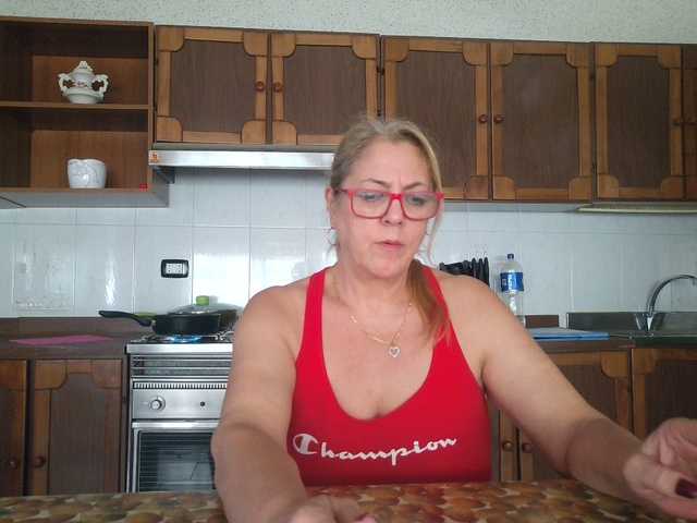 pussyboom11 from BongaCams is Freechat