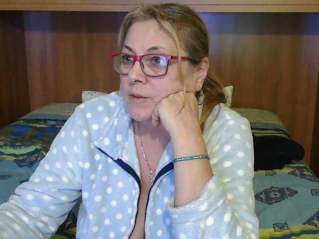 pussyboom11 from BongaCams