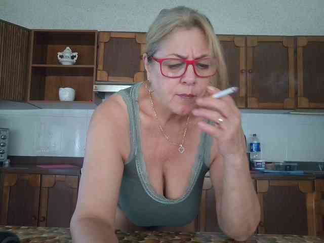 pussyboom11 Live Webcam on BongaCams