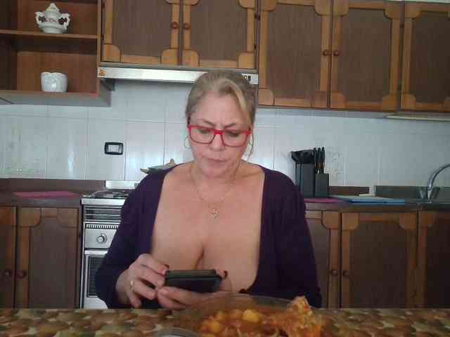 Mary_sweet webcam