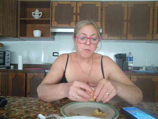 Mary_sweet webcam