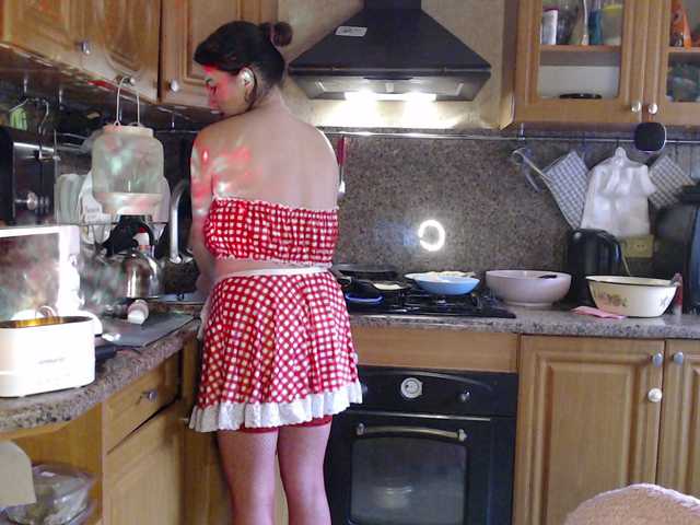 LizaCakes's BongaCams show and profile