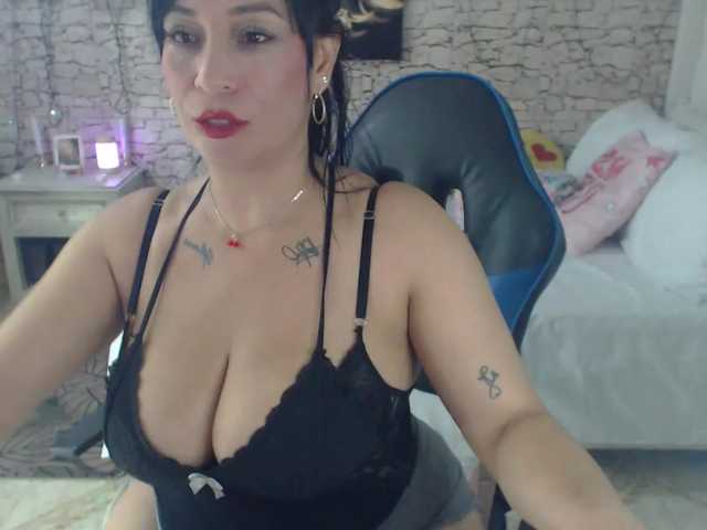 AlissonTyler's BongaCams show and profile