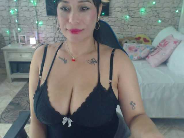 AlissonTyler's BongaCams show and profile