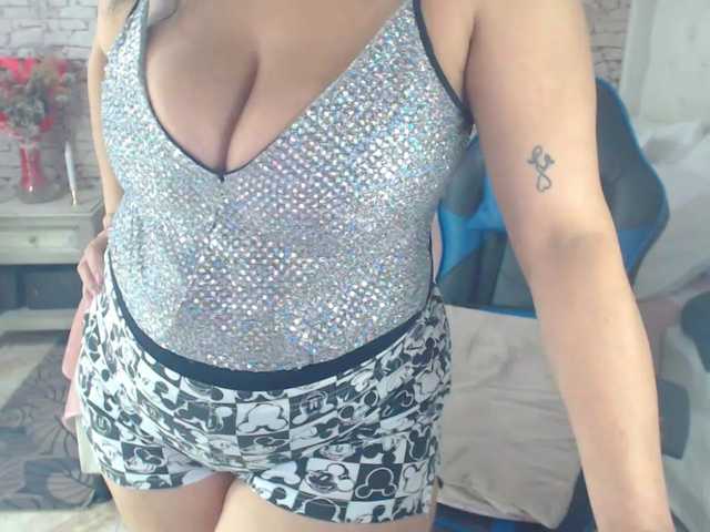 AlissonTyler's BongaCams show and profile