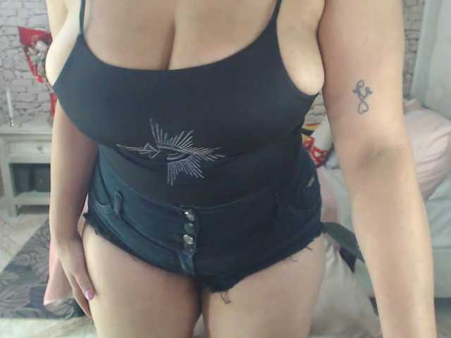 AlissonTyler's BongaCams show and profile