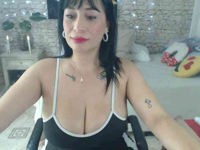 AlissonTyler webcam