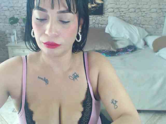 AlissonTyler webcam