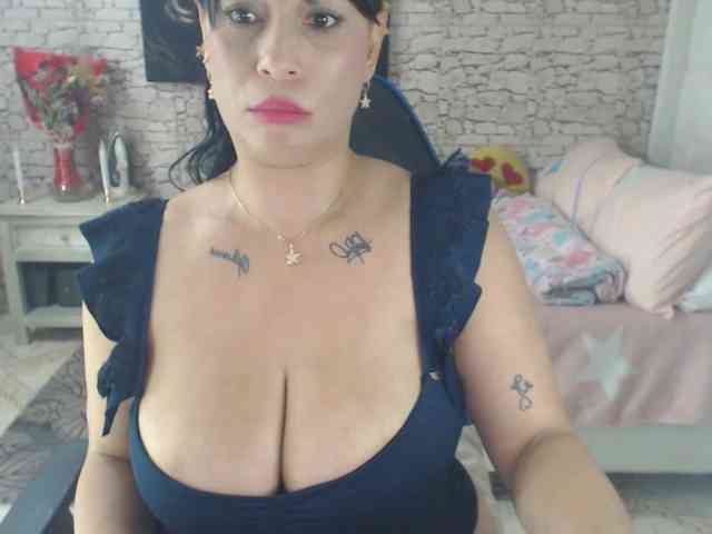 AlissonTyler AlissonTyler