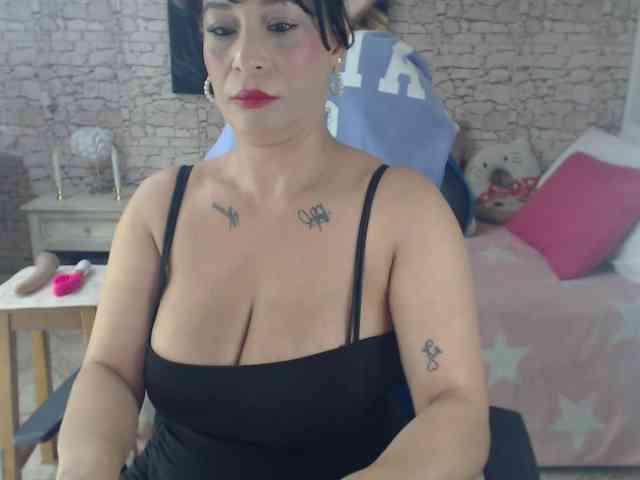 AlissonTyler webcam