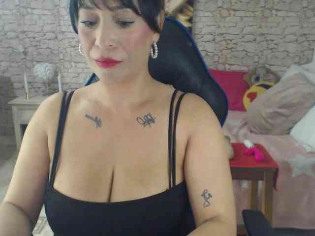 AlissonTyler webcam