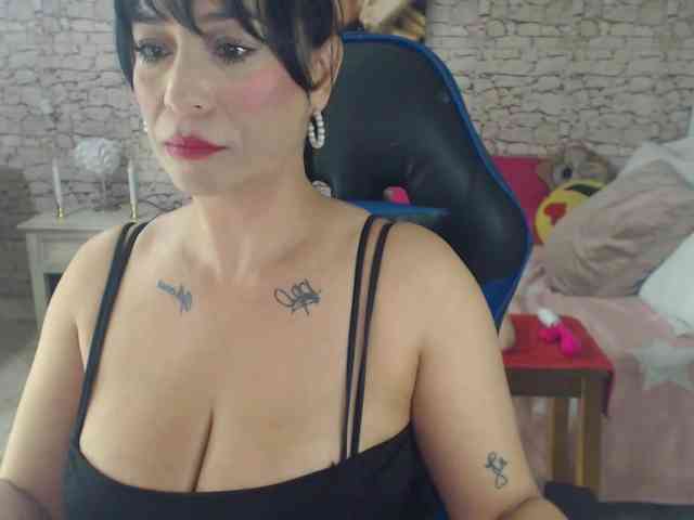 AlissonTyler webcam